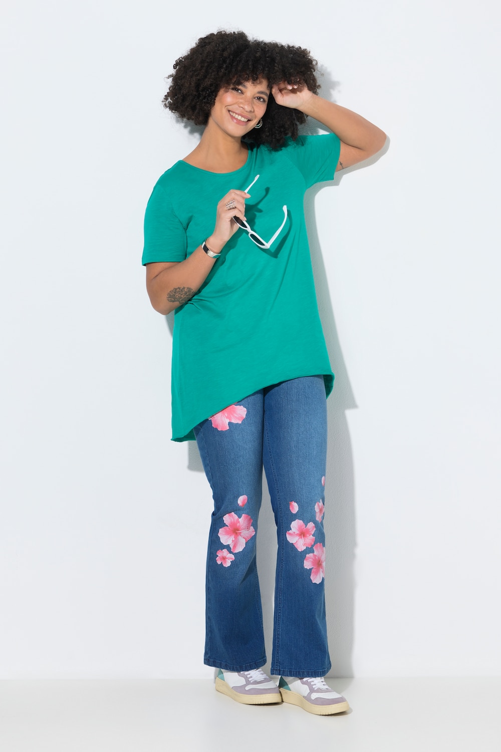 Longshirt, Rundhals, Halbarm, gerundeter Saum