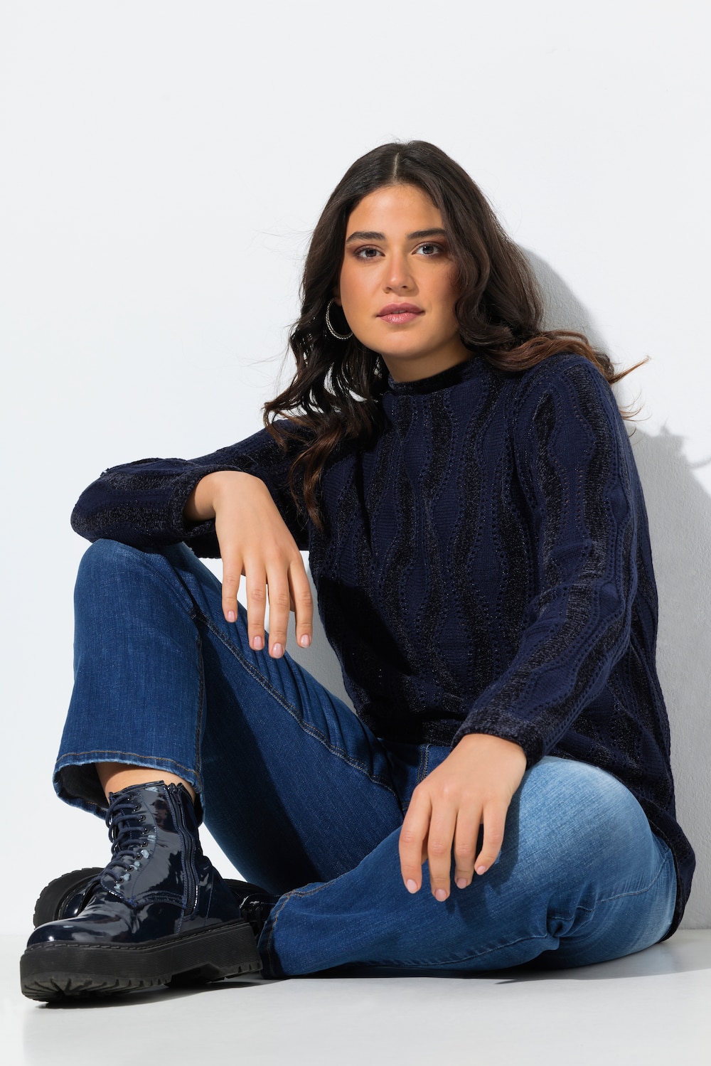 Pullover, chenillemotief, opstaande kraag, lange mouw