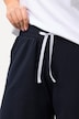 Jerseyshorts, brede ben, elastisk talje, bindebånd