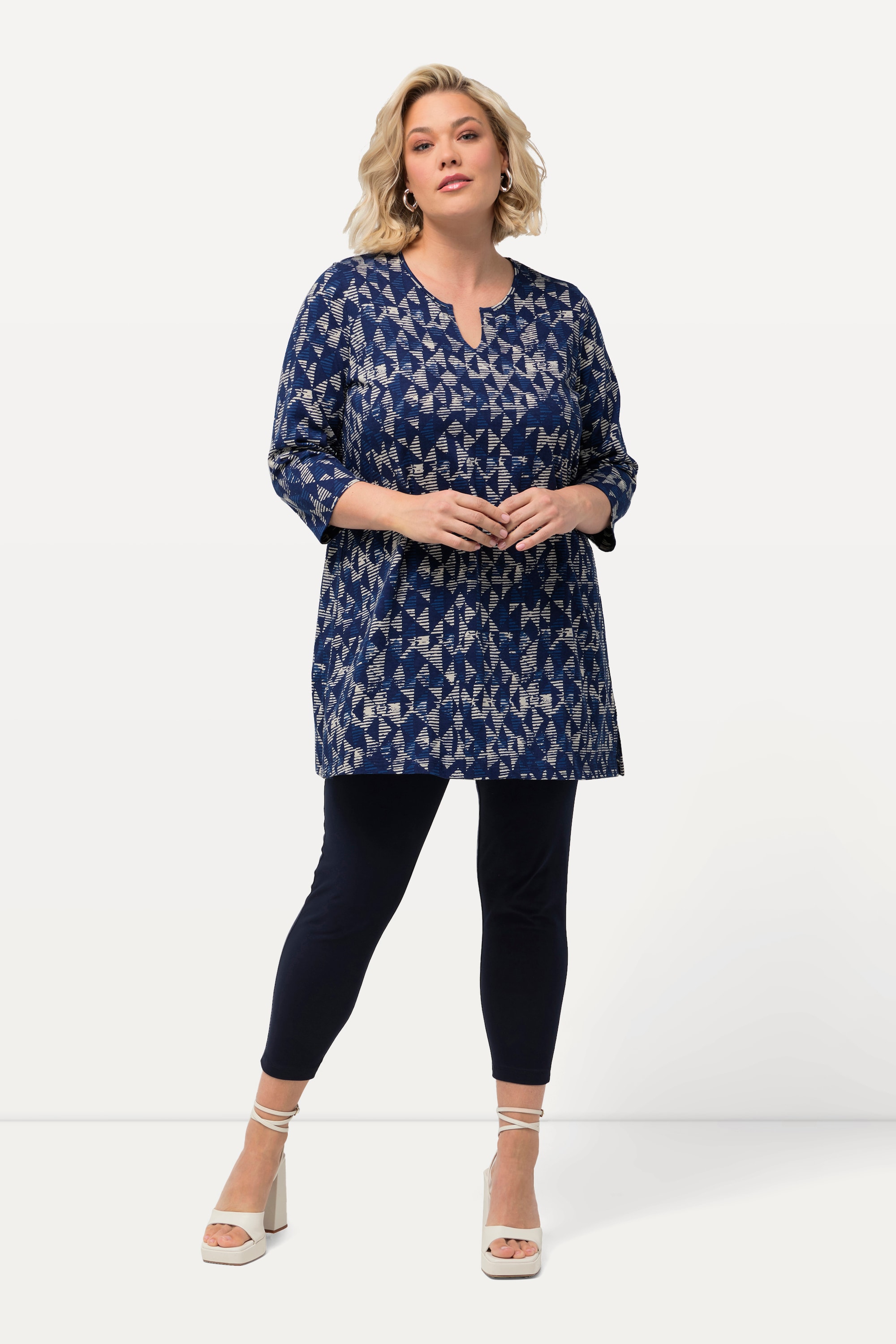 Ulla Popken Damen große Größen Longshirt grafischer Druck Tunika Ausschnitt