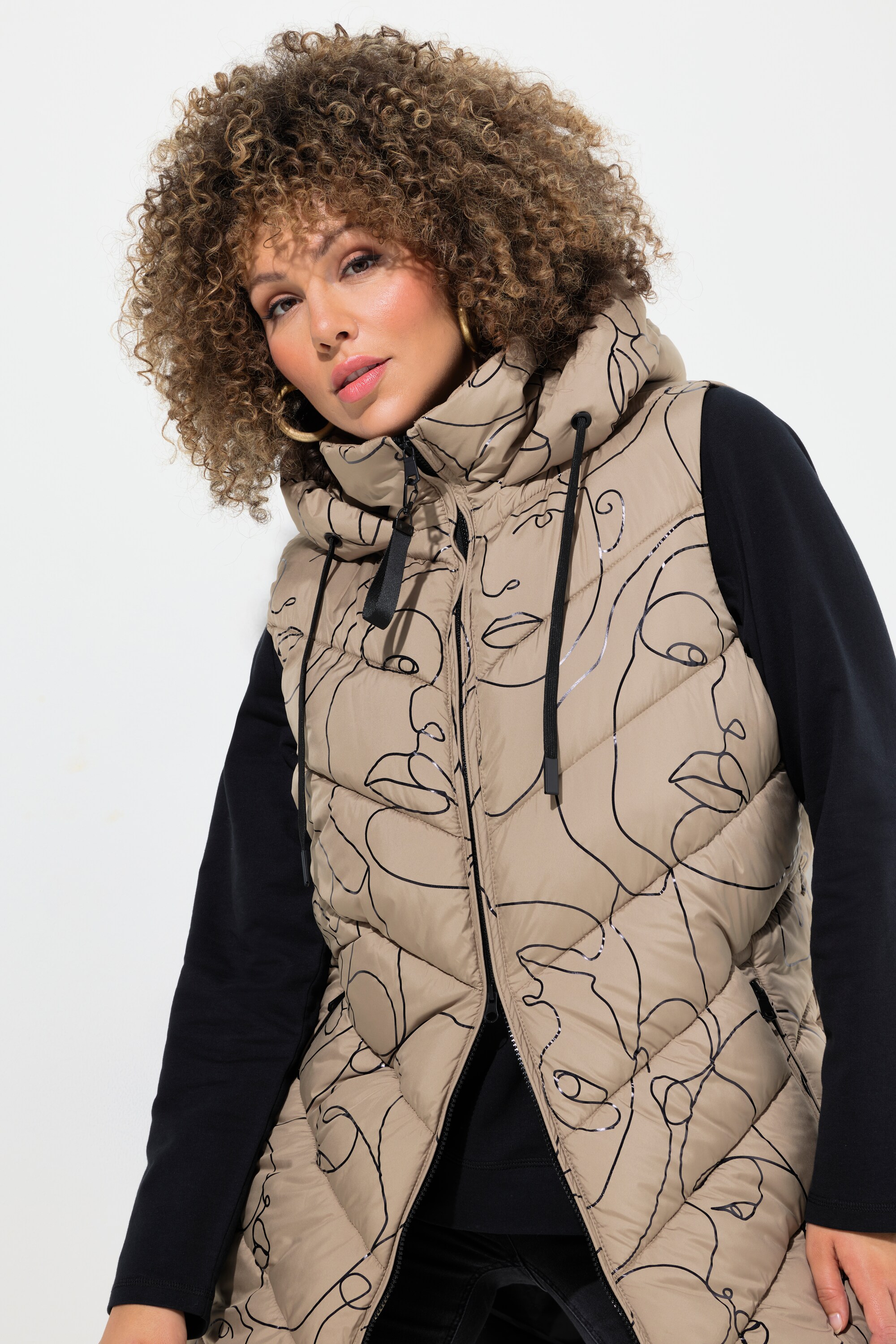 Ulla Popken Gilet Termico Impermeabile Con Cappuccio: Leggero, Caldo E Sostenibile (Riciclato)