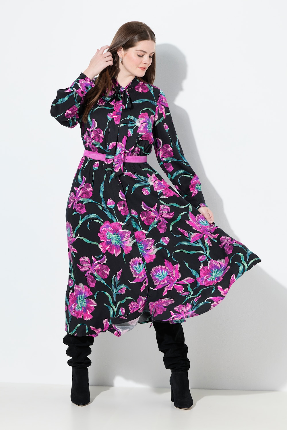 Maxikleid, A-Linie, V-Ausschnitt, Schluppe, Langarm