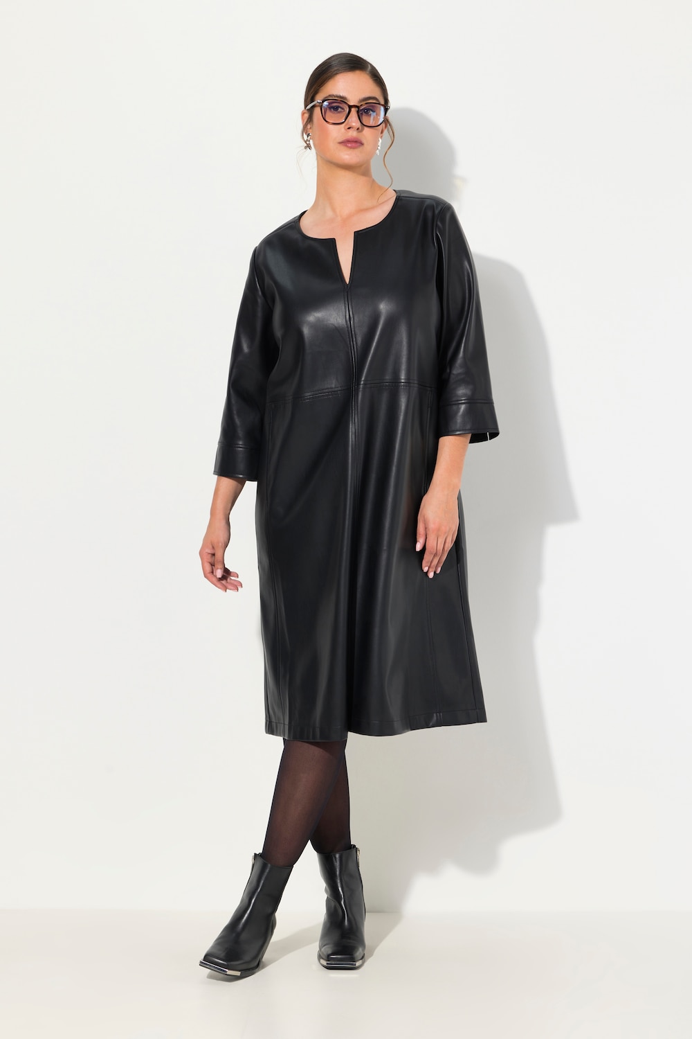 Große Größen Lederoptik-Kleid, Damen, schwarz, Größe: 62/64, Polyester/Synthetische Fasern, Ulla Popken