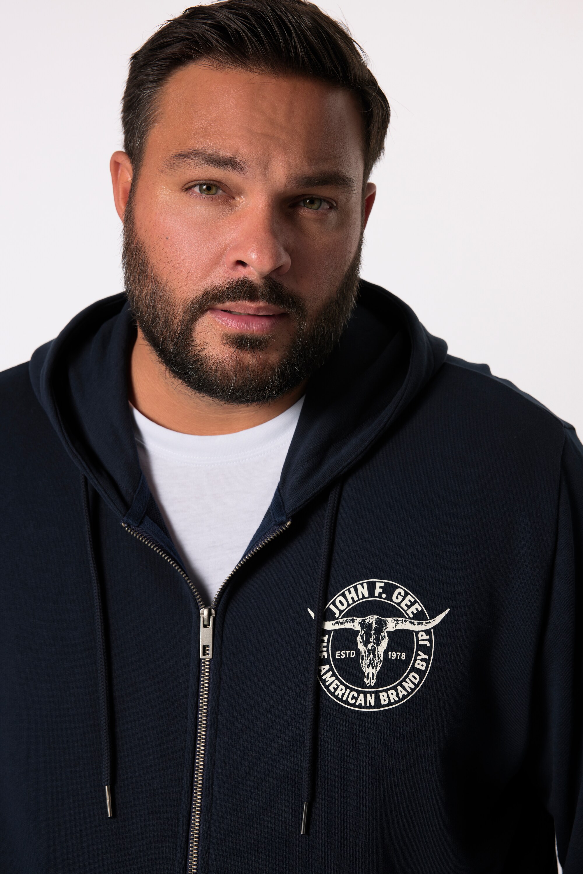 John F. Gee Herren große Größen John F. Gee Hoodiejacke Ärmelprint Kängurutasche