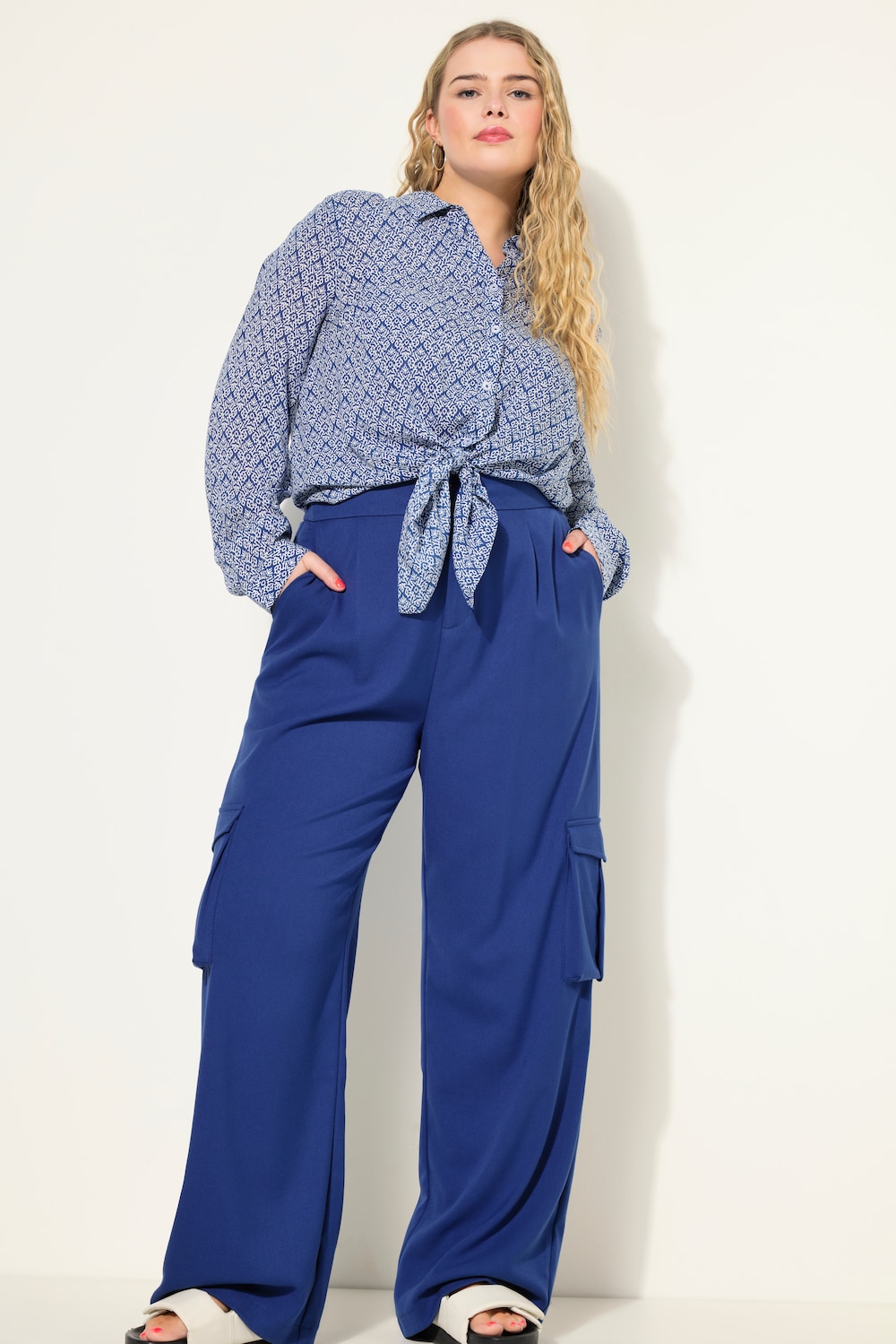Große Größen Cargohose, Damen, blau, Größe: 42, Polyester/Viskose, Studio Untold