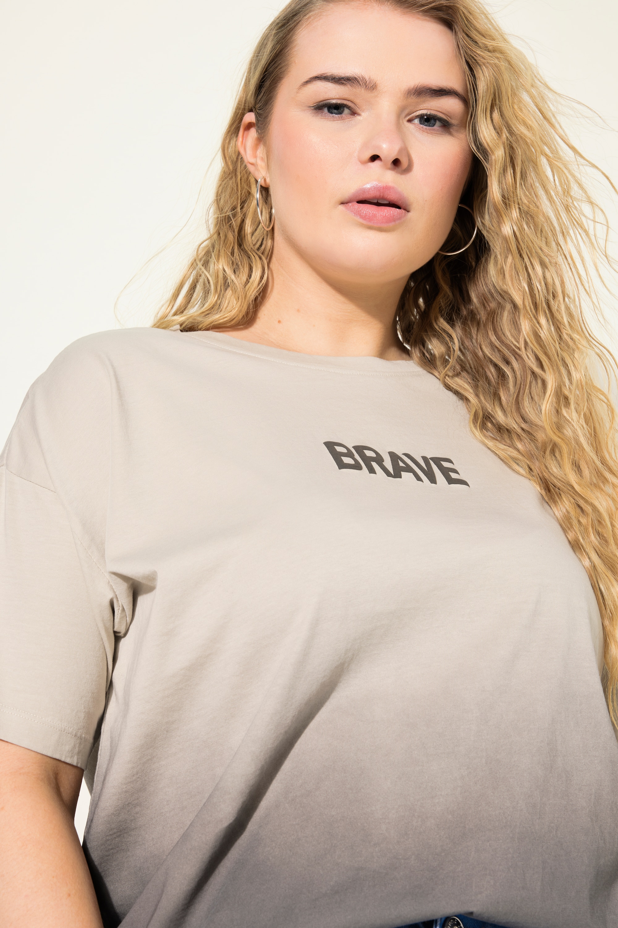 Studio Untold Damen große Größen Oversized Shirt Statemenr Farbverlauf Rundhals