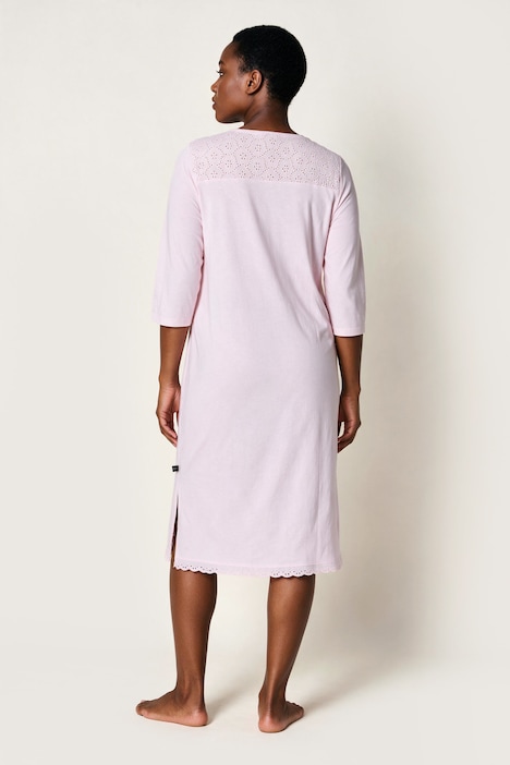 Chemise de nuit à col rond et manches 3/4, broderie ajourée et pli décoratif