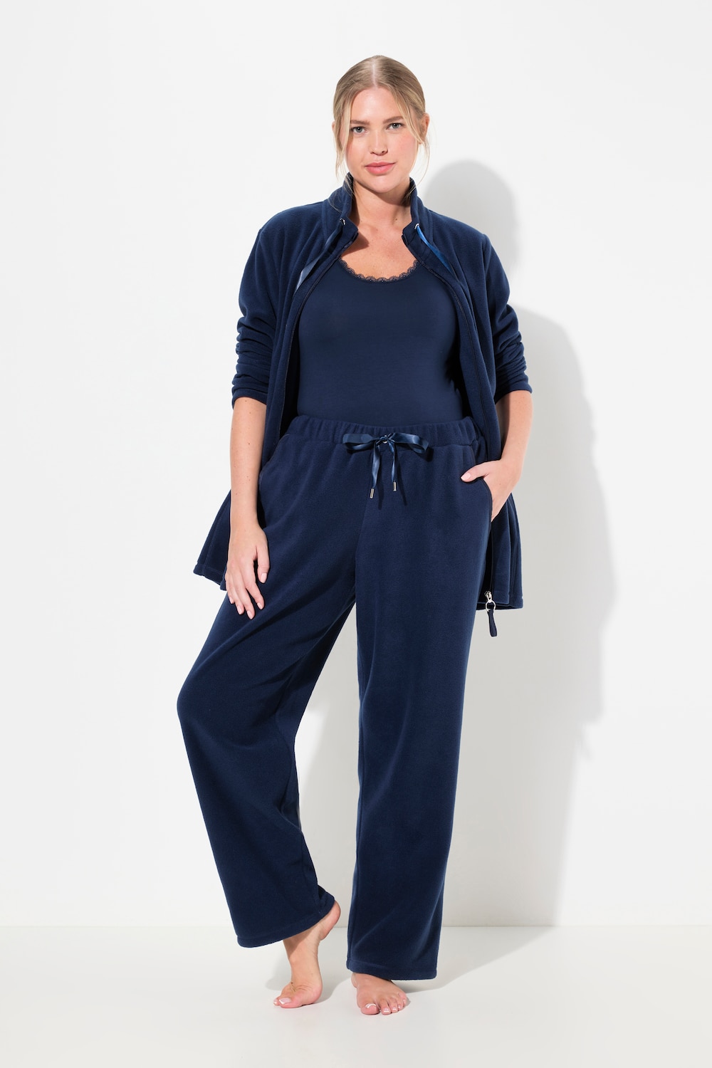 Große Größen Loungewear-Fleecehose, Damen, blau, Größe: 62/64, Polyester/Viskose, Ulla Popken