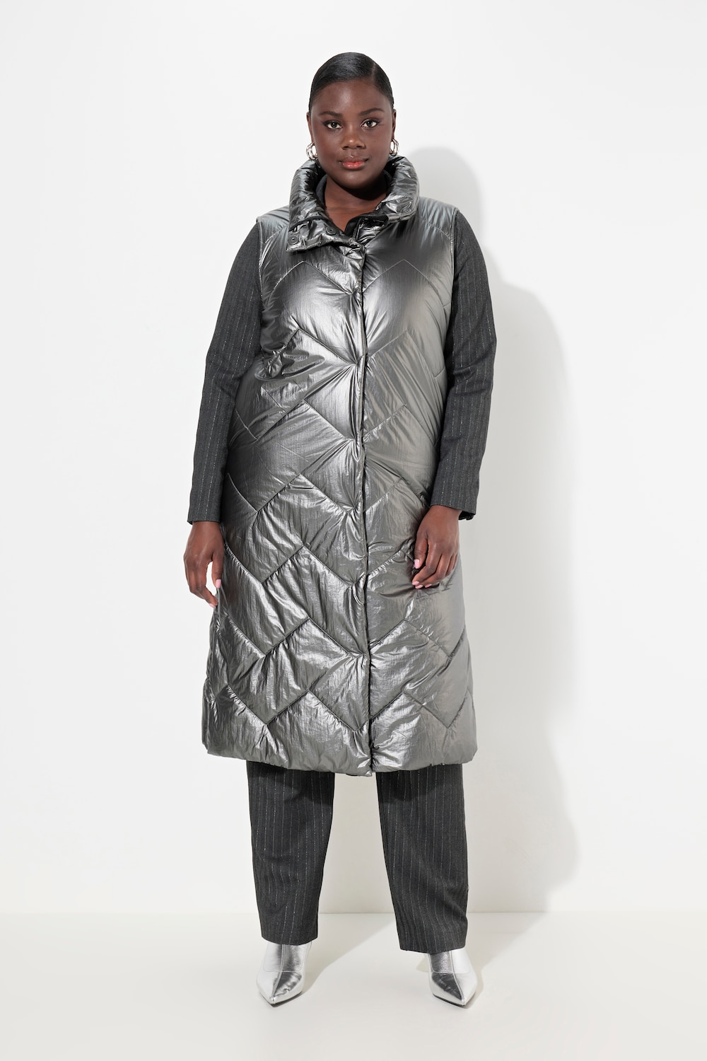 Thumbnail - Große Größen Long-Steppweste, Damen, grau, Größe: 42/44, Polyester/Synthetische Fasern, Ulla Popken