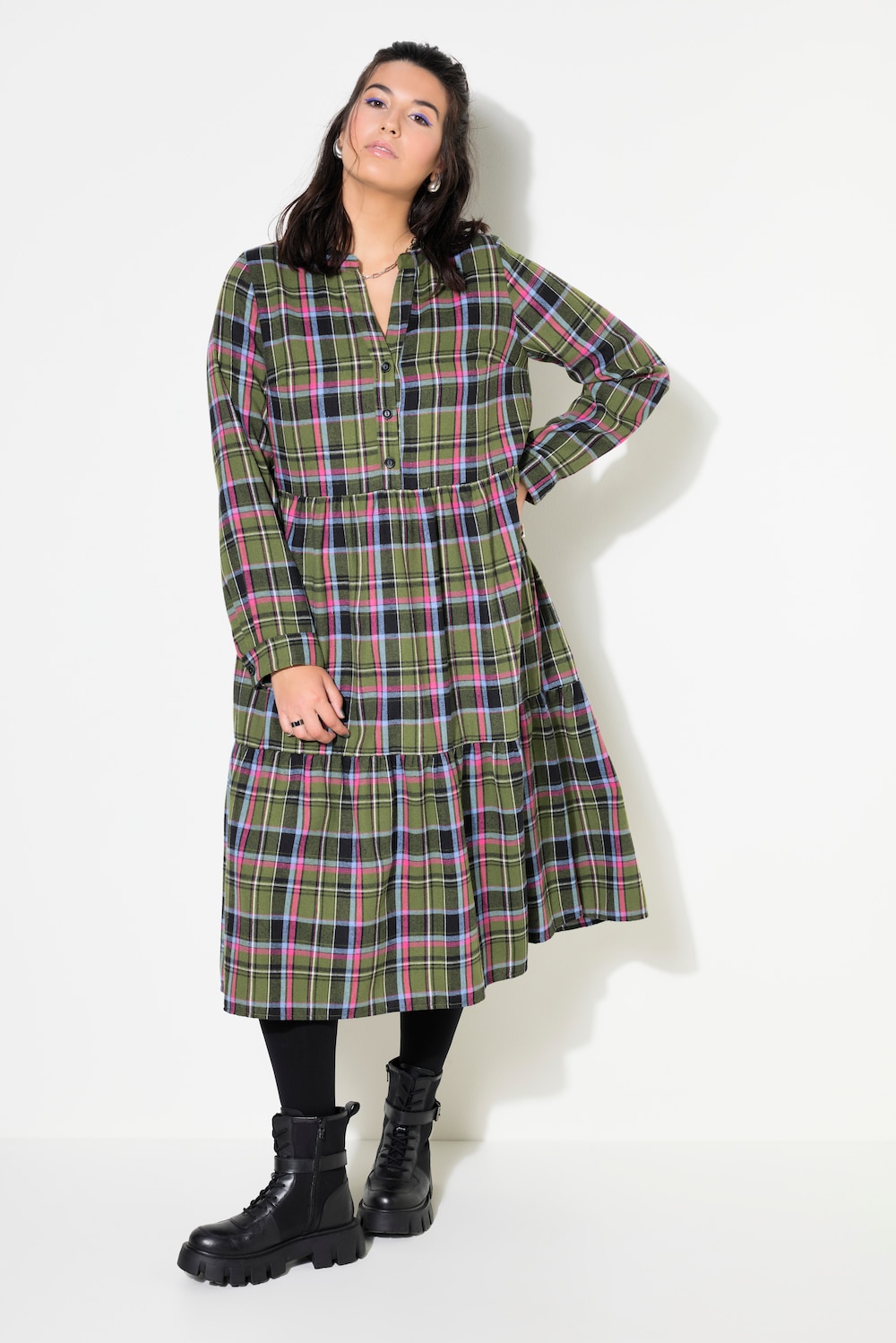 Große Größen Midi-Flanellkleid, Damen, grün, Größe: 42/44, Polyester/Baumwolle, Studio Untold