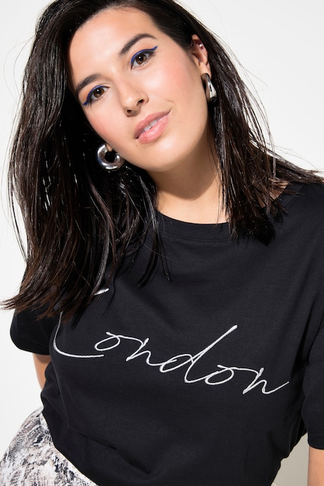 Glitter Embroidered Short Sleeve City Tee