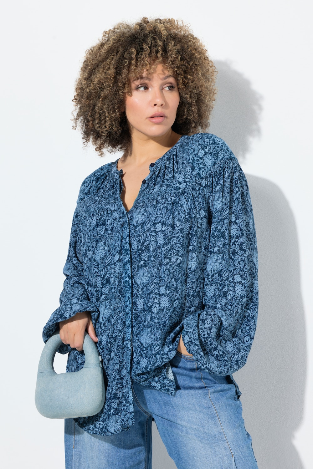 Bluse, Blüten/Schwalben, Rundhals, Langarm