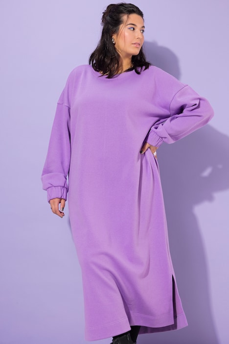 Robe midi en molleton. Manches longues ballon. Coupe oversize