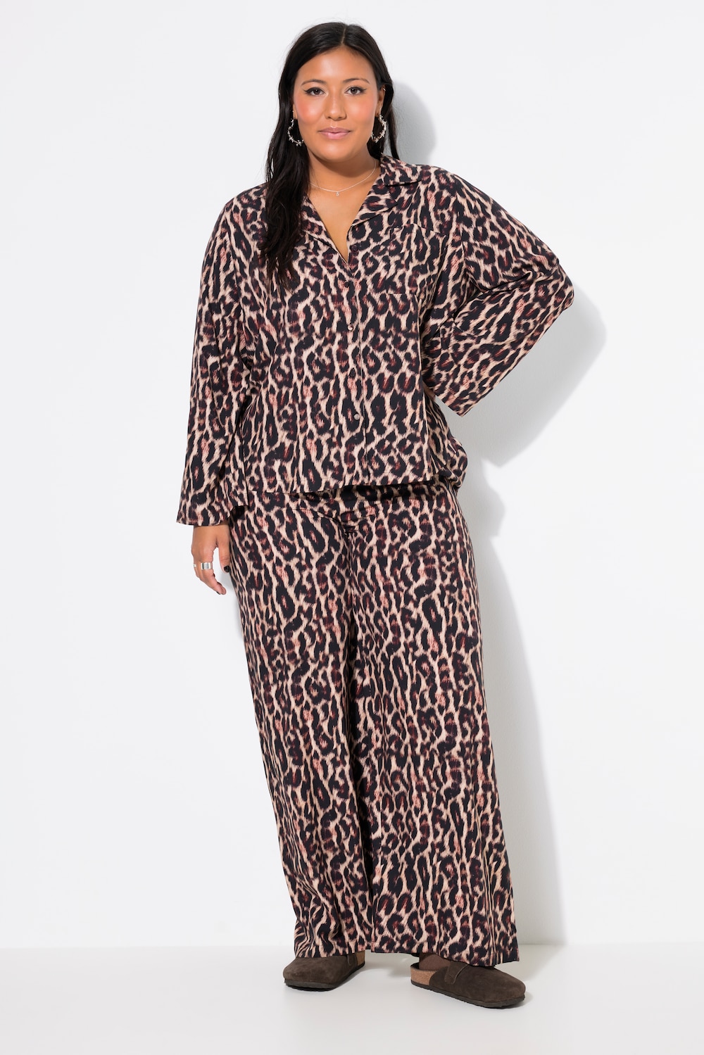 Schlafanzug, Zweiteiler, Leoprint, Boxy Shape, lange Hose