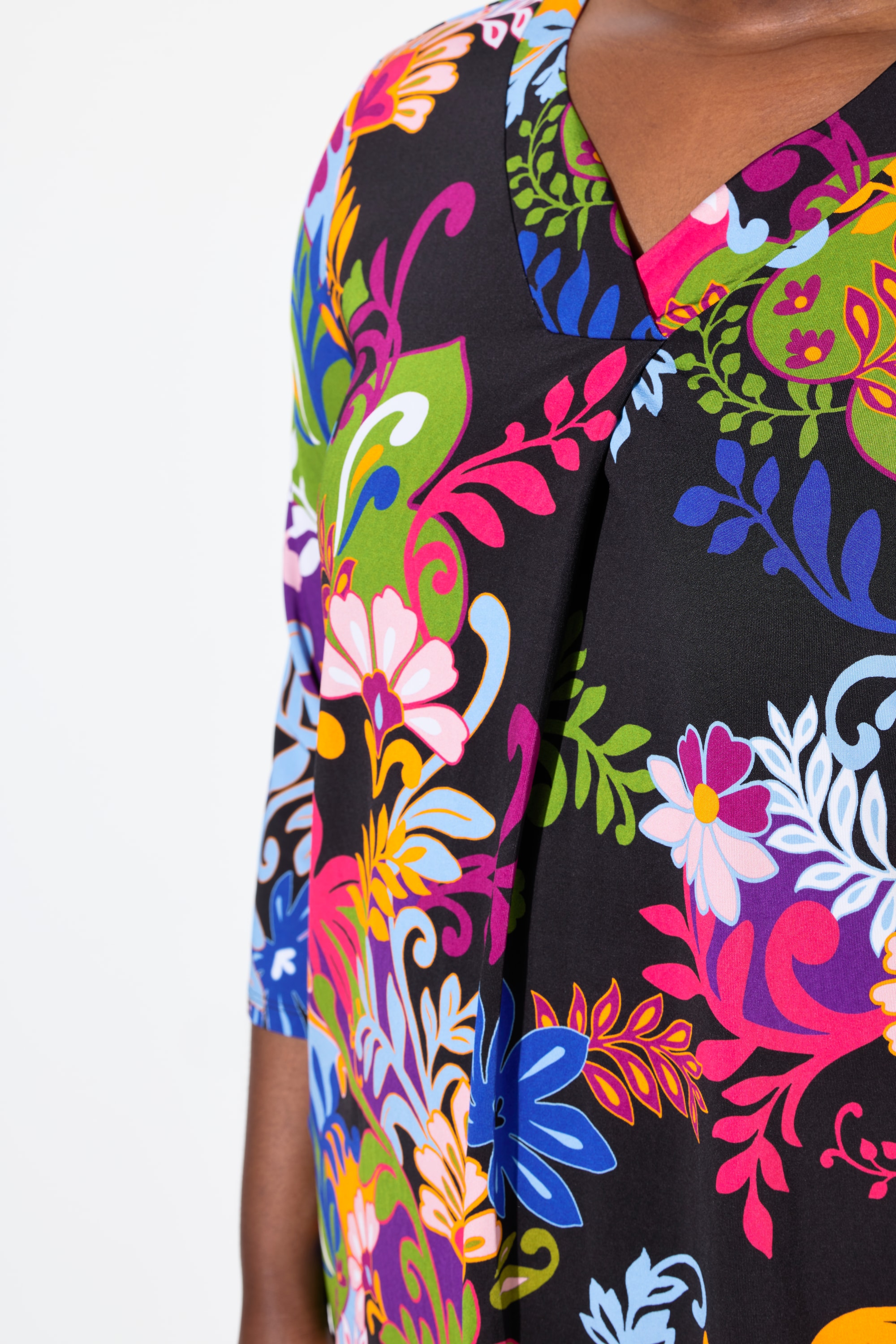 Ulla Popken Damen große Größen Slinky Shirt A Linie Zierfalte V Ausschnitt