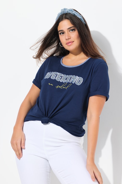 T-shirt con scritta DENIM, frange, scollo a girocollo e mezze maniche