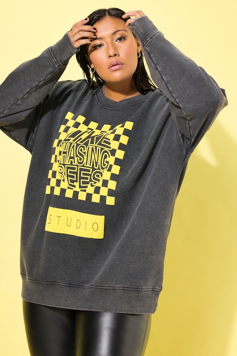 Chasing Bees Oversized Graphic Sweatshirt