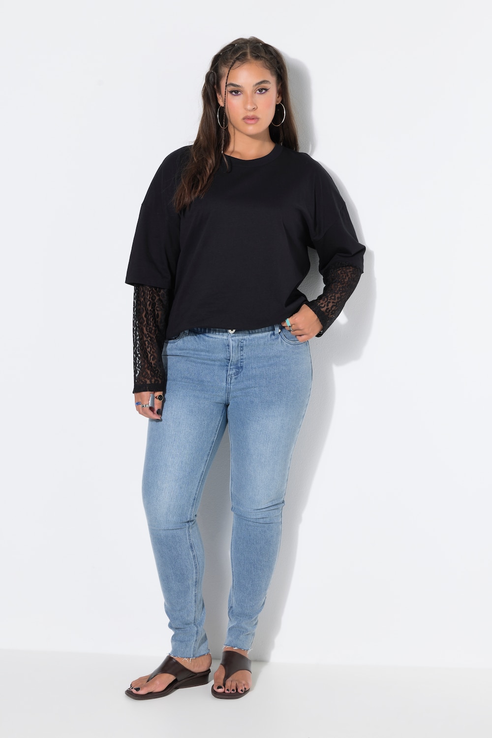 Skinny-Jeans, High Waist, Destroy-Effekten, Fransensaum
