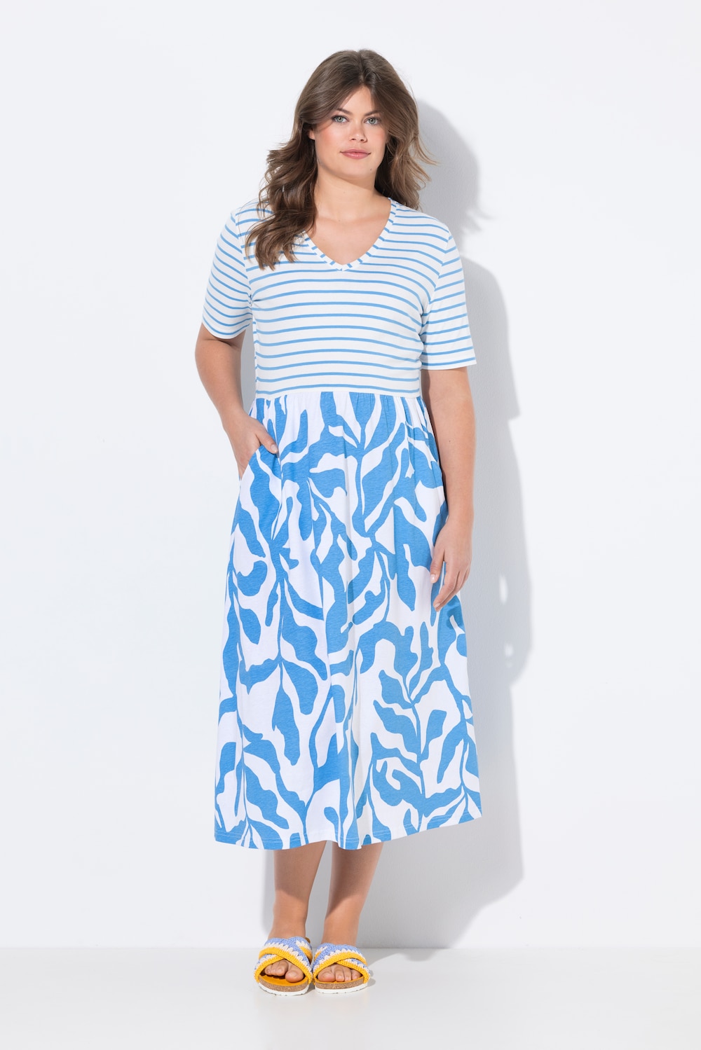 Große Größen Jerseykleid, Damen, blau, Größe: 52/54, Baumwolle, LAURASON