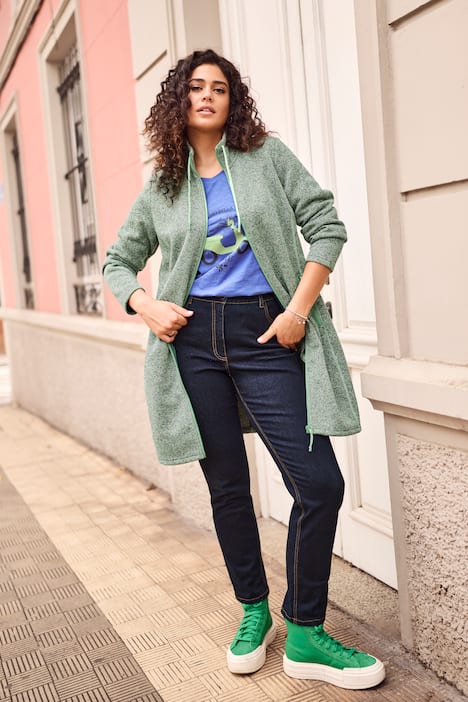 Jas van gebreide fleece, opstaande kraag, langer model, ritszakken