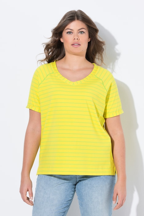 T-shirt con scollo a V e mezze maniche