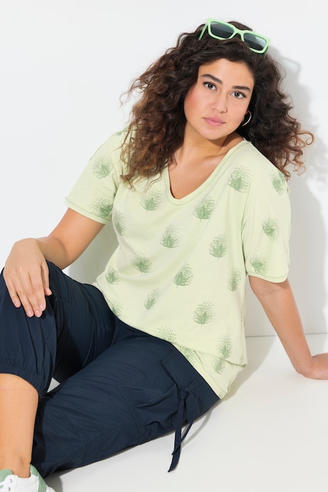 T-shirt oversize, col en V et manches courtes, motif paons