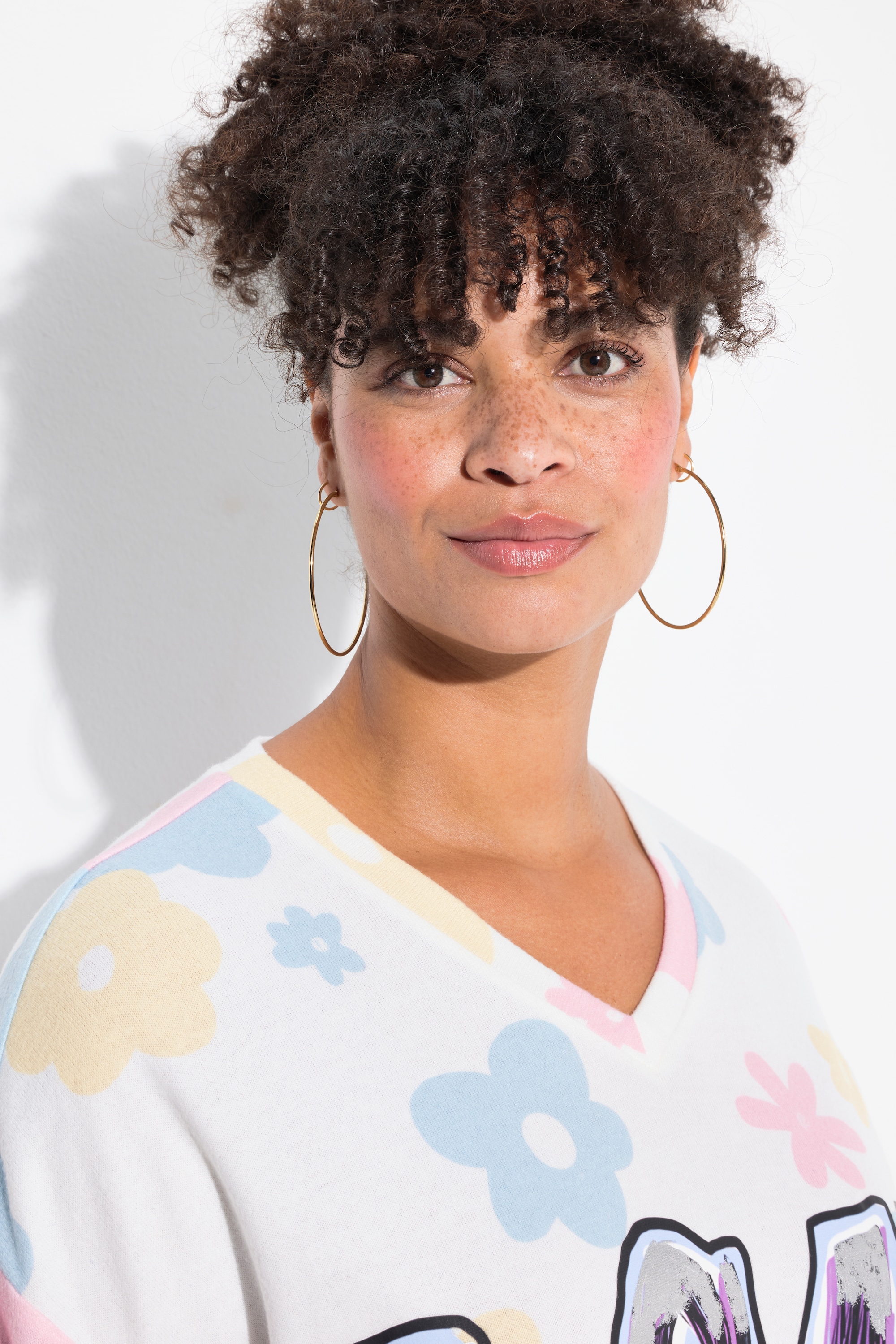 MIAMODA Damen große Größen Pullover oversized Blumen glänzendes Statement 837578