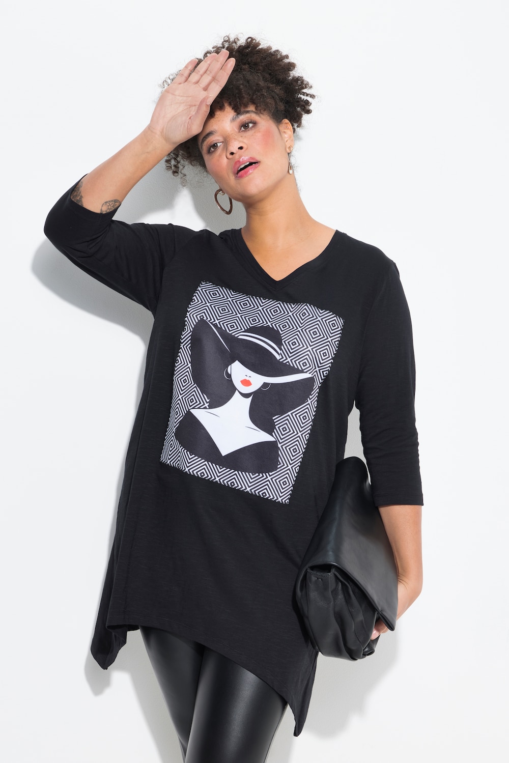 T-Shirt, A-Linie, Model-Motiv, Zipfelsaum