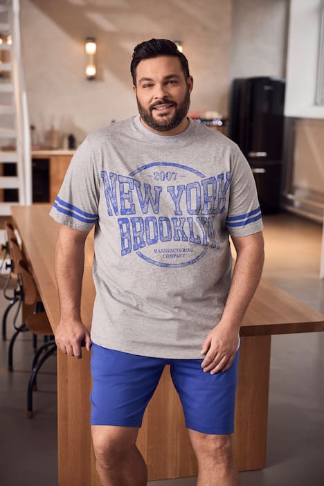 Men+ Pyjama Buikfit, tweedelig, T-shirt, borstprint, shorts, tot 8 XL