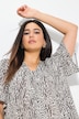 Blouse, diermotief, A-lijn, carréhals, halflange mouw