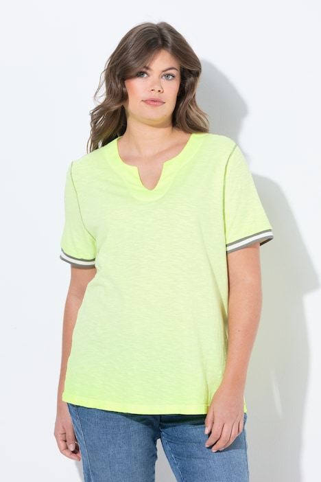 T-shirt con scollo a girocollo e mezze maniche