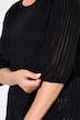 Pull en maille ajourée. Encolure bateau et manches courtes