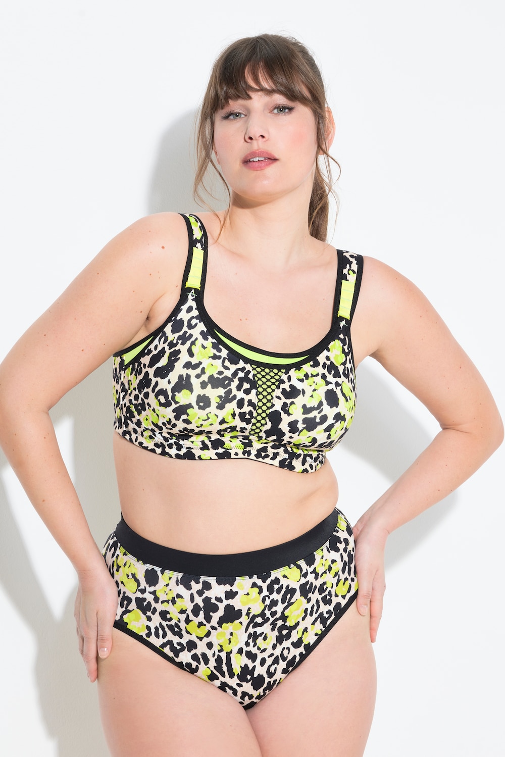 Thumbnail - Große Größen Sport-BH, Damen, grün, Größe: 120E, Synthetische Fasern/Elasthan/Polyester, Ulla Popken