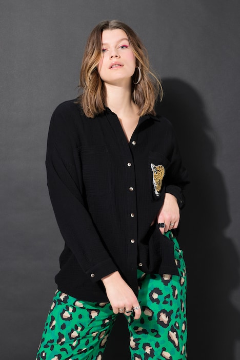 Musselinbluse, oversized, lommer mit leopard-patch