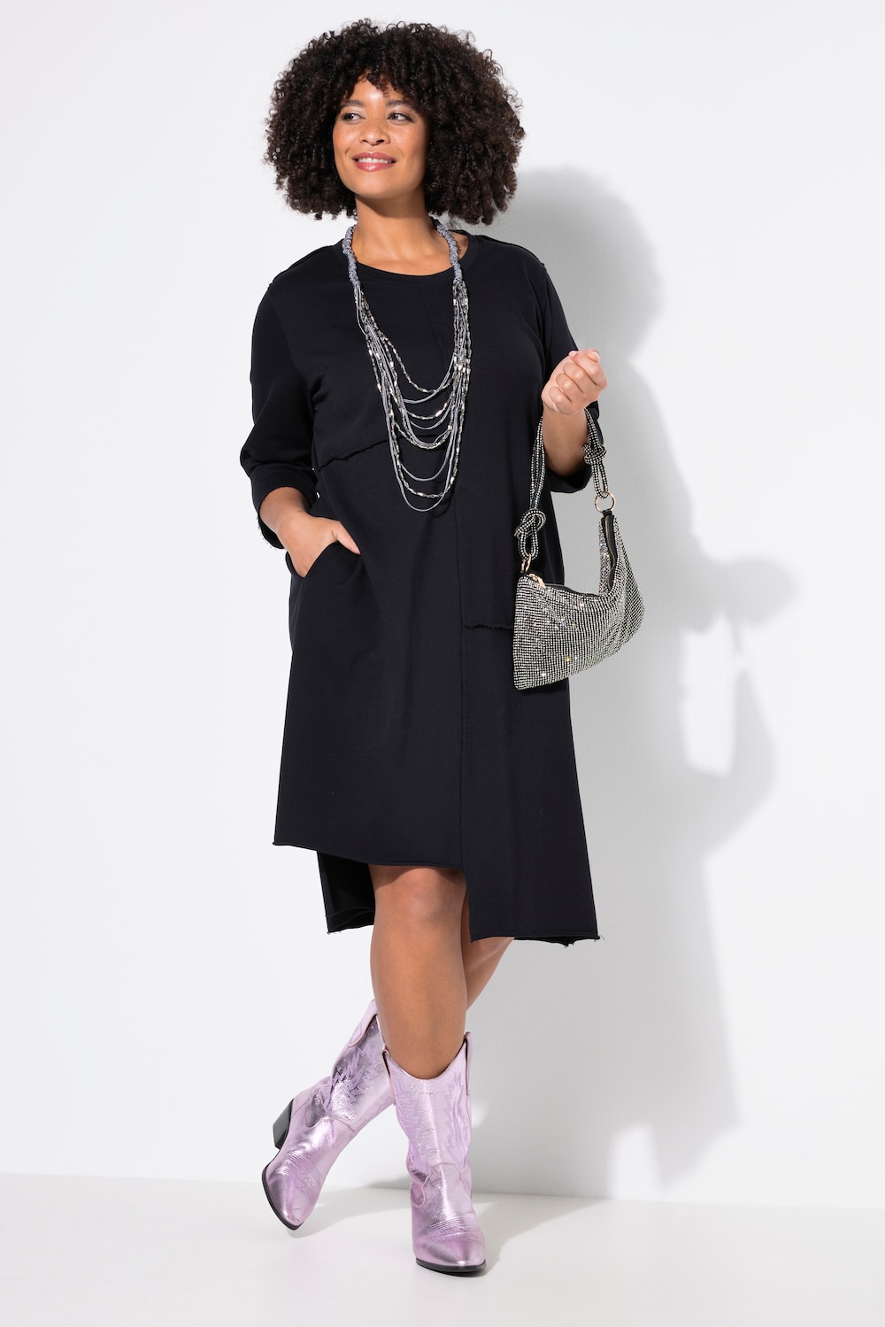 Sweatkleid, offene Kanten, 3/4-Ärmel