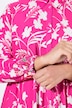 Blusa, forma en A, volante con estampado de flores