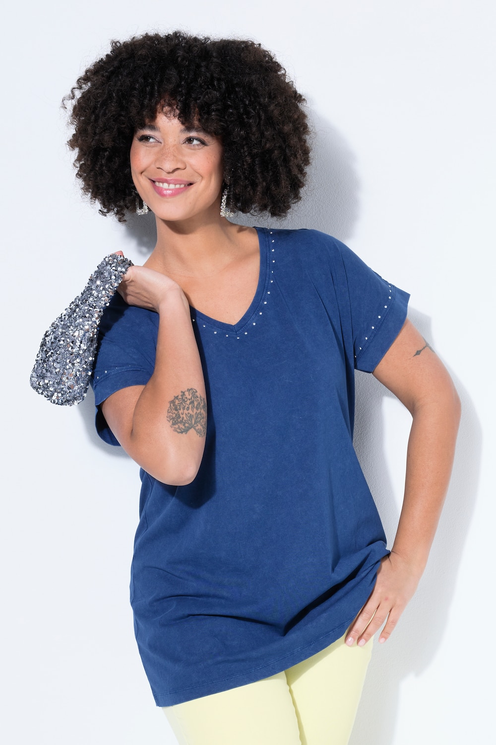 T-Shirt, Komfort Fit, Ziernieten