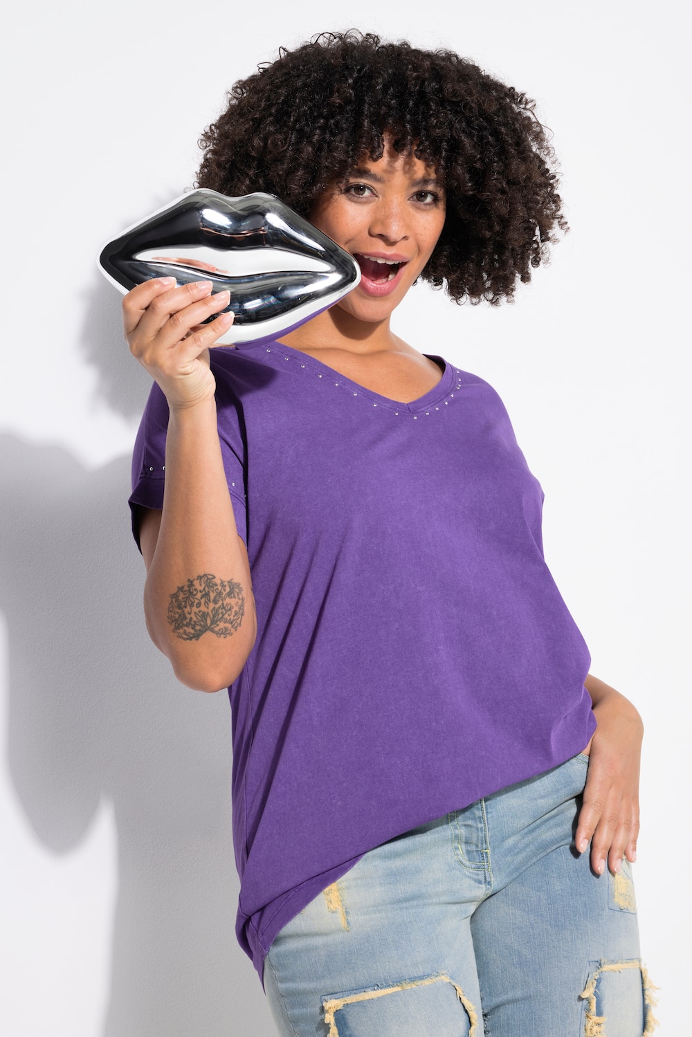 T-Shirt, Komfort Fit, Ziernieten