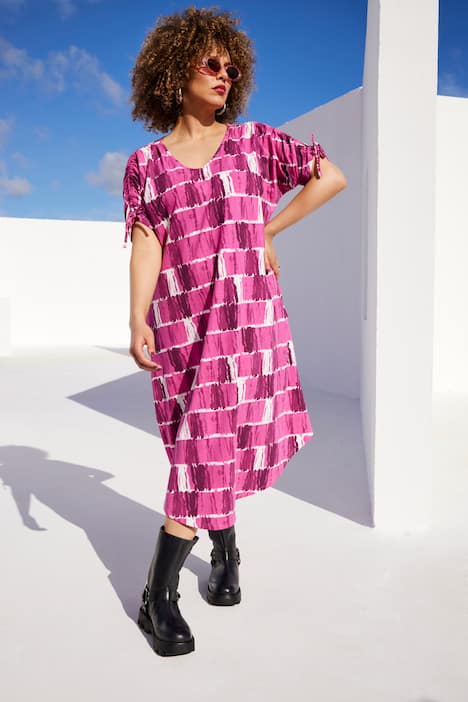 Jersey mid-jurk, batikstreep, V-hals, korte mouwen