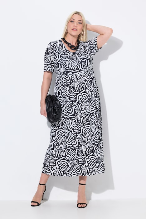 Matte Jersey Leaf Print A-Line Pocket Dress