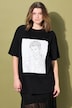Camiseta, amplia, estampado de garabatos de modelo