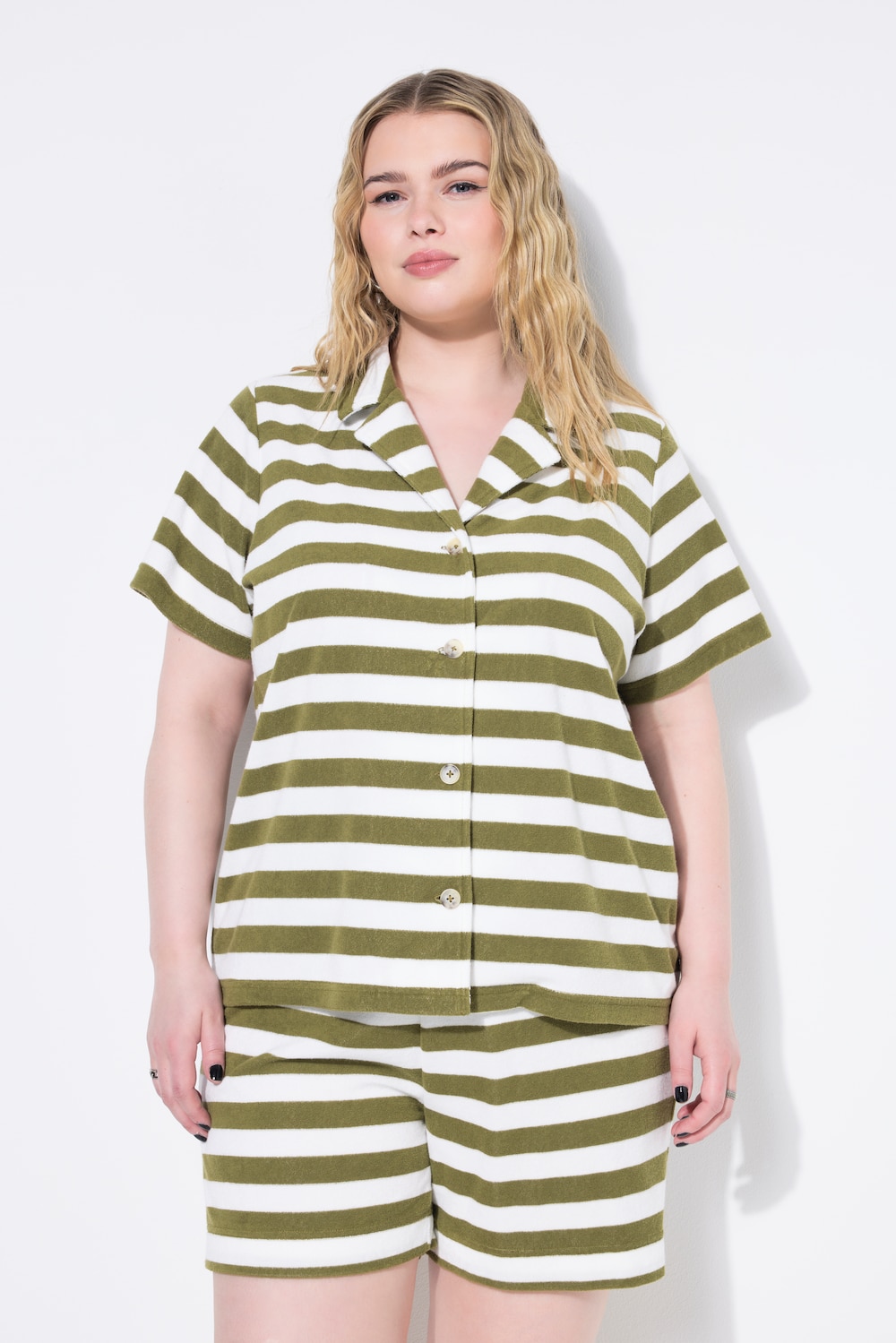 Große Größen Schlafanzug, Damen, grün, Größe: 46/48, Baumwolle/Polyester, Studio Untold