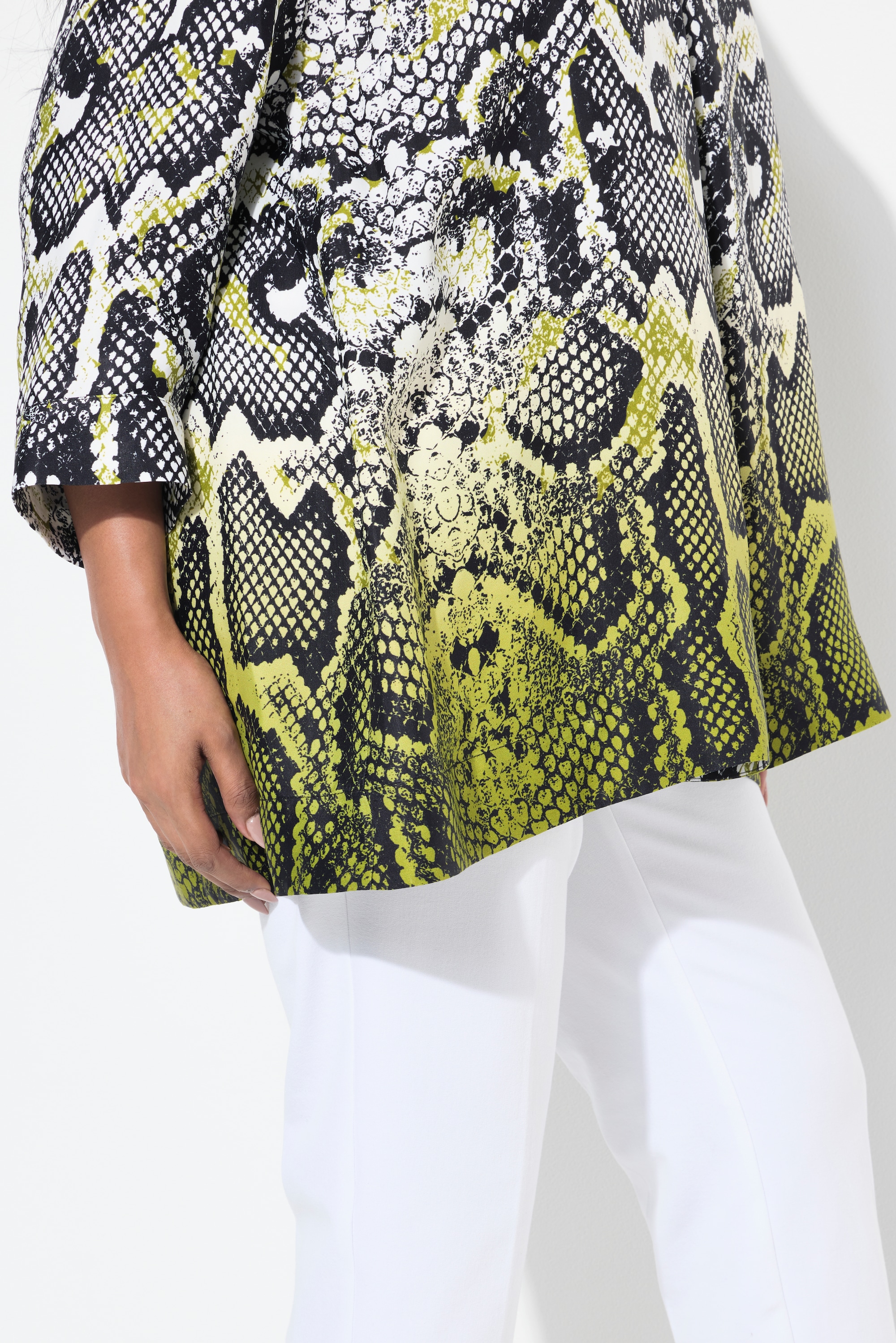 Ulla Popken Damen große Größen Tunika Schlangen Design Kelchkragen