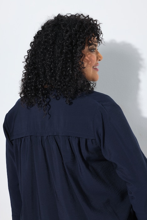 Kurtka, dekolt w serek, zatrzask, rękaw 7/8