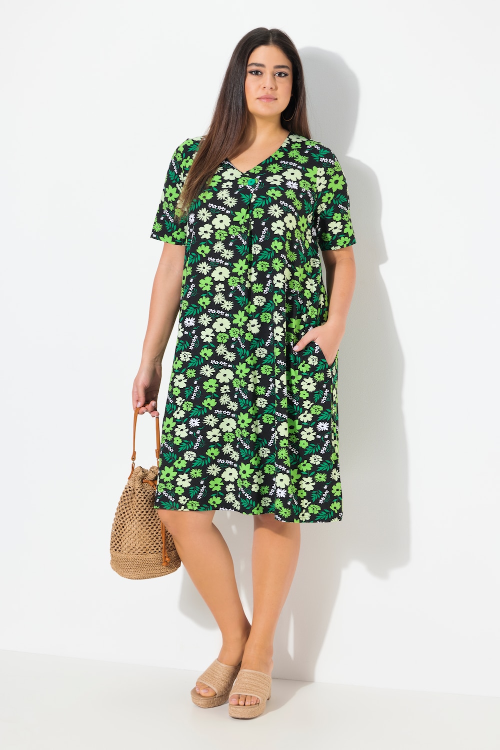 Jersey jurk, bloemen, A-lijn, V-hals, korte mouwen