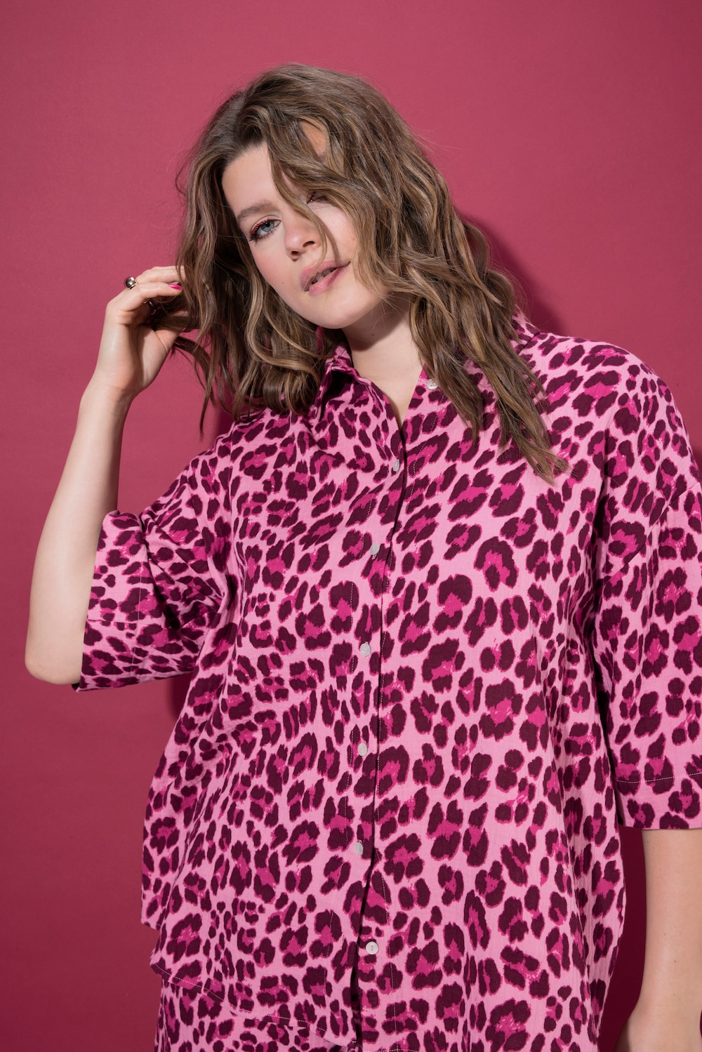 Musselin-Bluse, oversized, Color-Leo