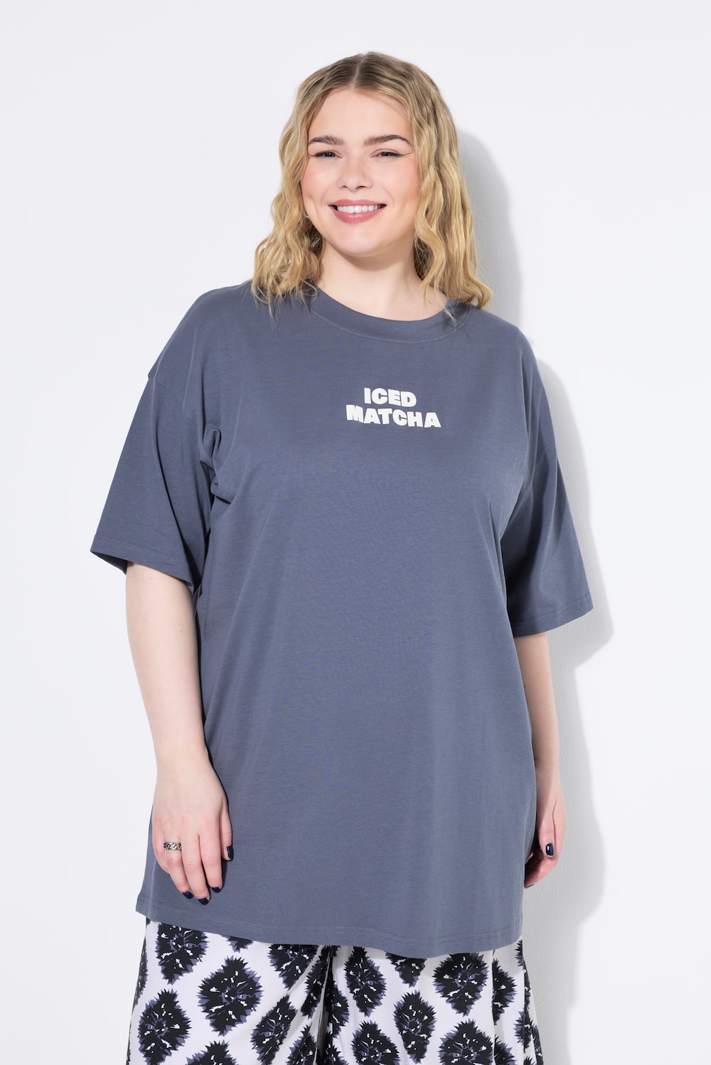 T-Shirt, oversized, 3D-Statement