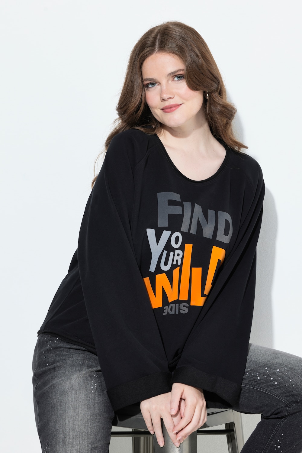 Sweatshirt, skriftmotiv, rullede kanter, rund hals, lange ermer
