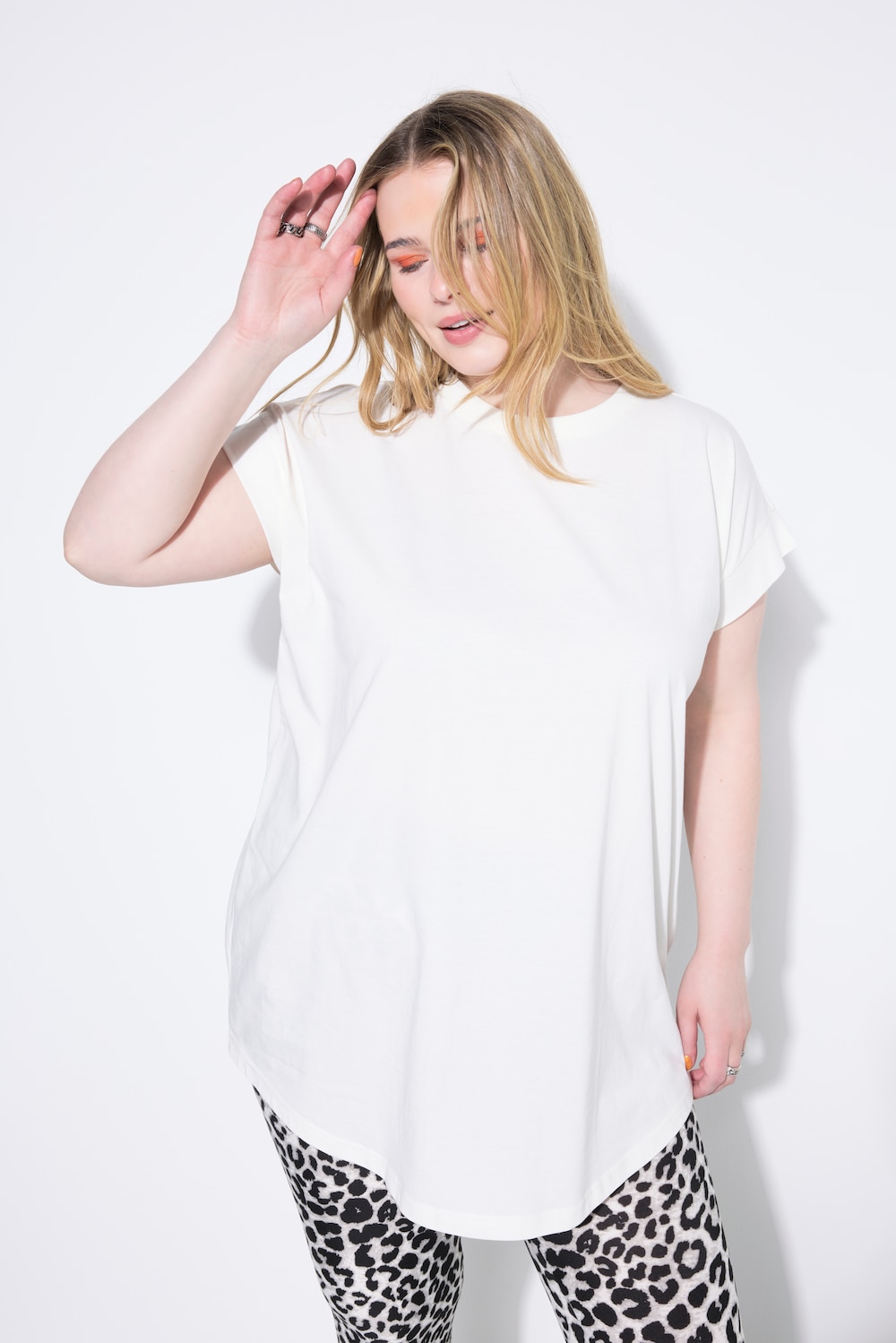 T-Shirt, gerundeter Saum