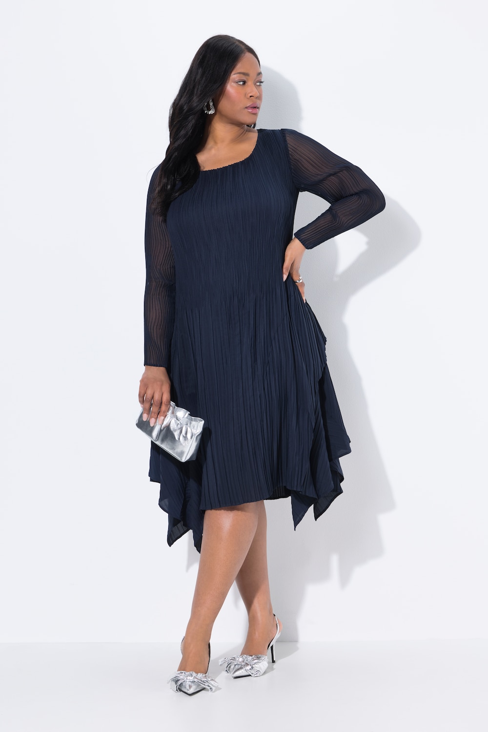 Plissee-Kleid, Lagenoptik, A-Linie, V-Ausschnitt, Langarm